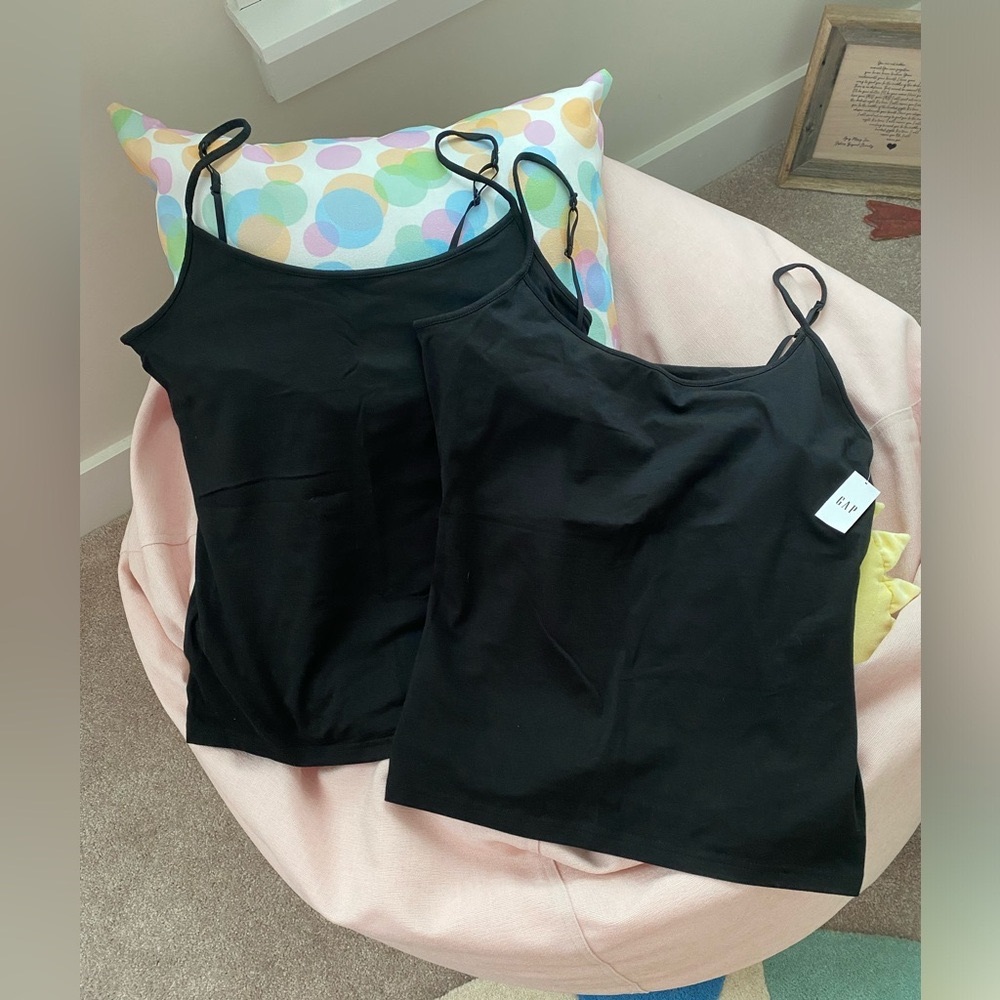 NWT BUNDLE OF 2 GAP CAMI TANK TOPS WITH INTERIOR SHELF BRALETTES: SIZE LARGE